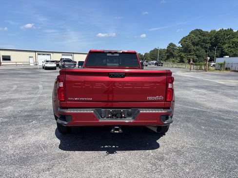 Used 2024 Chevrolet Silverado 3500 High Country w/ High Country Premium Package AWD/4WD image 5