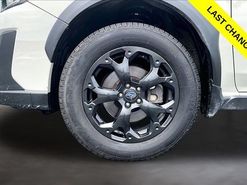 Used 2023 Subaru Crosstrek 2.0i Premium w/ Popular Package #2 AWD/4WD image 9