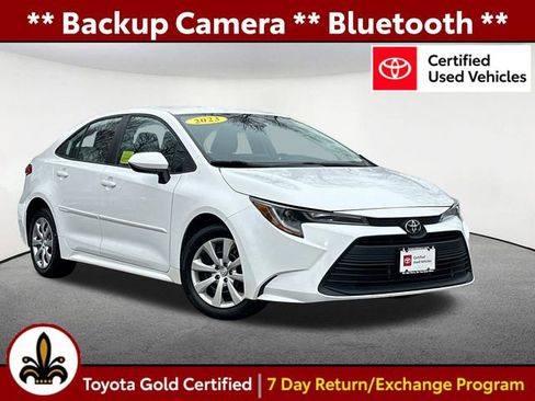 Certified 2023 Toyota Corolla LE image 1