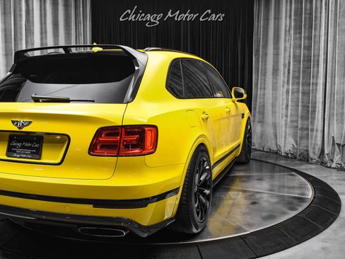 Used 2017 Bentley Bentayga image 48