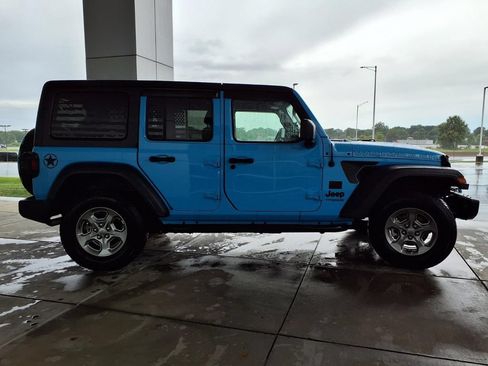 Used 2021 Jeep Wrangler Unlimited Sport AWD/4WD image 35