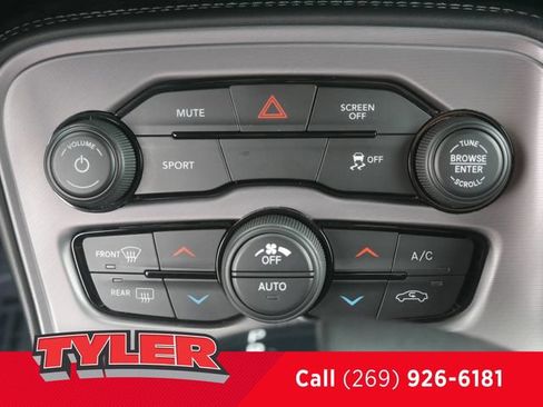Used 2023 Dodge Challenger SXT RWD image 25