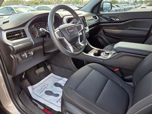 Used 2023 GMC Acadia SLE w/ Driver Convenience Package image 26