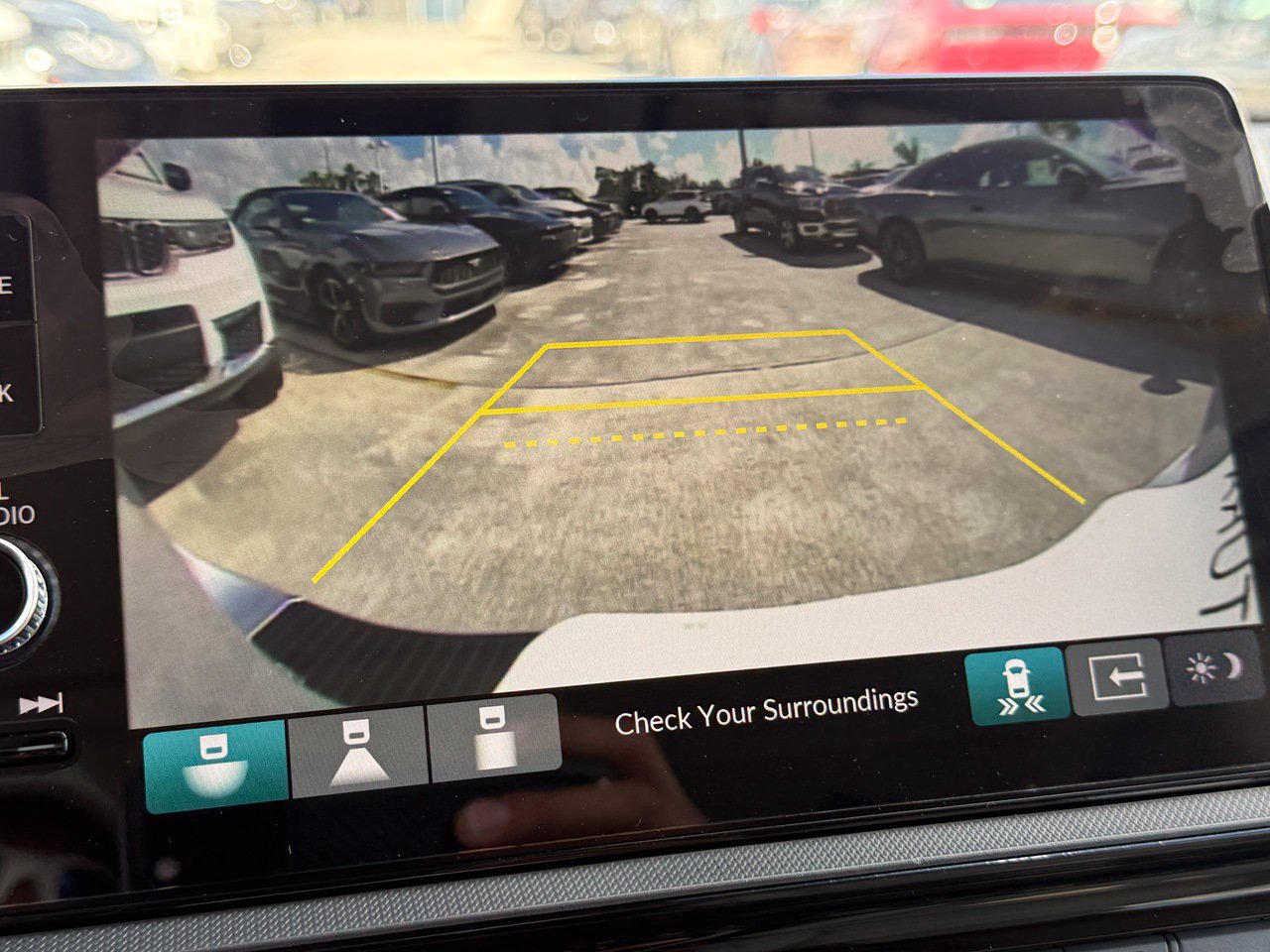 New 2027 Honda Odyssey Touring image 17