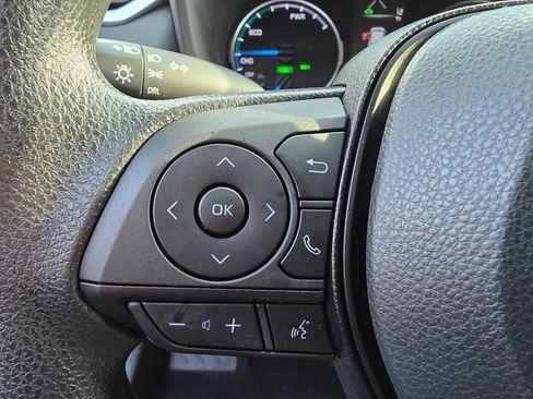 Used 2022 Toyota RAV4 LE image 23