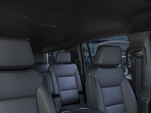 New 2026 Chevrolet Suburban LT w/ Comfort Package RWD image 24