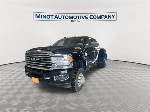 Used 2022 RAM 3500 Limited AWD/4WD image 4