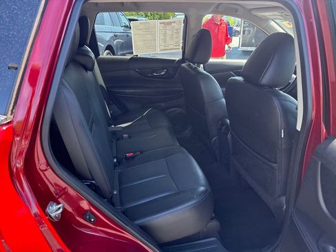 Used 2020 Nissan Rogue SL FWD image 30