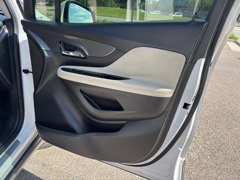 Used 2018 Buick Encore Preferred FWD image 22