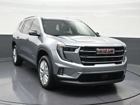 Used 2024 GMC Acadia Elevation w/ Luxury Package FWD image 8