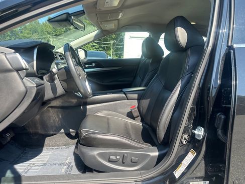 Used 2021 Nissan Maxima 3.5 SV w/ Floor Mat Group image 10