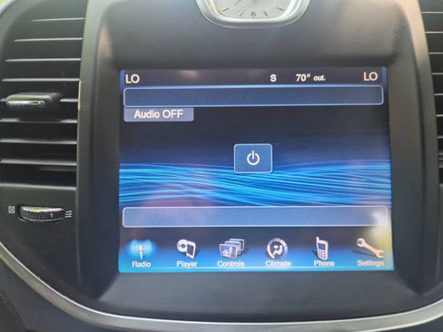 Used 2014 Chrysler 300 AWD w/ Driver Convenience Group image 19