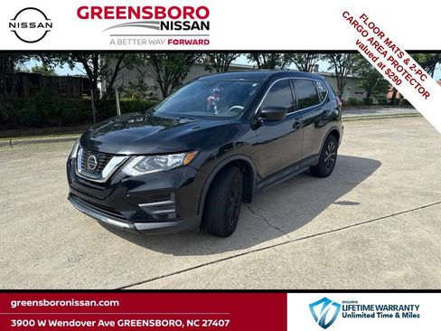 Used 2020 Nissan Rogue S FWD image 1