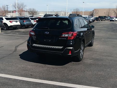 Used 2019 Subaru Outback 2.5i Limited w/ Popular Package #2 image 5