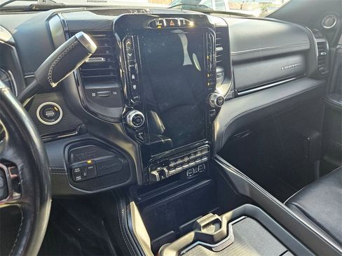 Used 2023 RAM 3500 Limited image 21