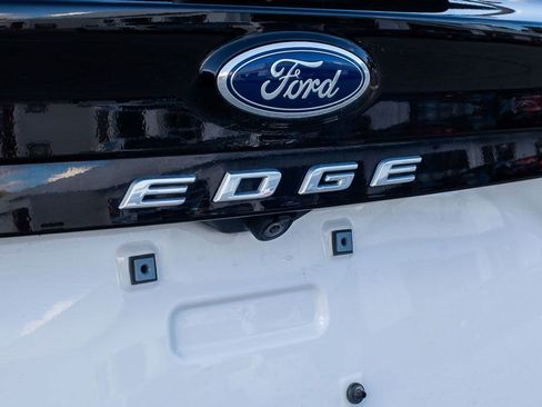Used 2022 Ford Edge SEL image 10