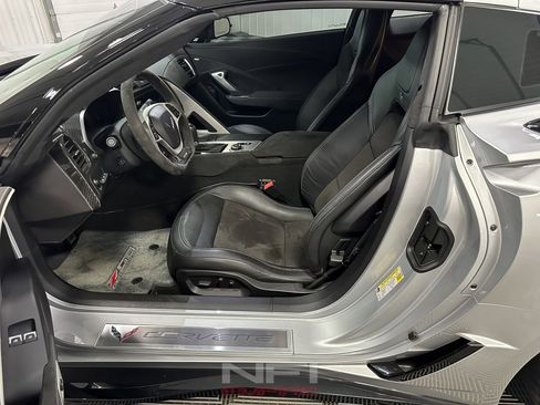 Used 2016 Chevrolet Corvette Z06 w/ 3LZ Preferred Equipment Group image 36