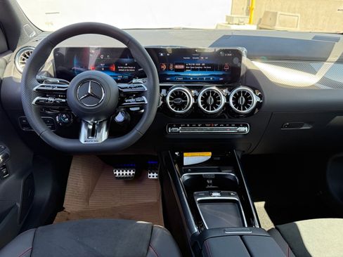 New 2026 Mercedes-Benz GLA 35 AMG 4MATIC image 27