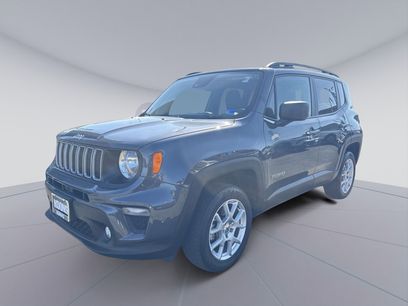 Used 2023 Jeep Renegade Latitude w/ Sun/Sound Group