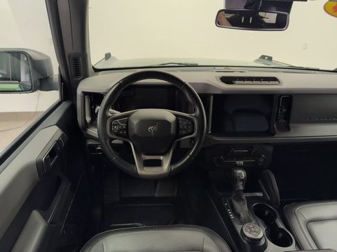 Used 2024 Ford Bronco Everglades AWD/4WD image 16