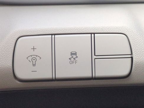 New 2026 Hyundai Elantra Limited image 28