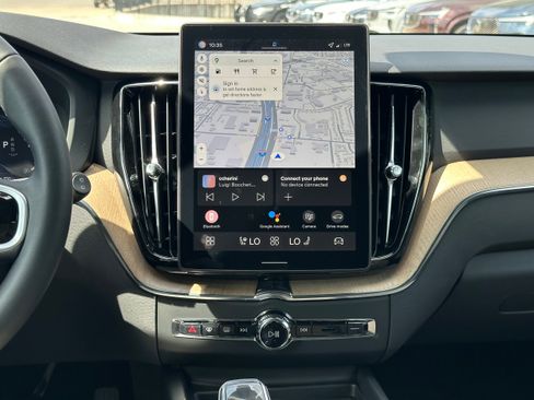 New 2026 Volvo XC60 B5 Core w/ Climate Package image 12