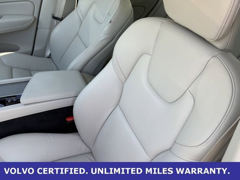 Certified 2023 Volvo XC60 B5 Plus w/ Climate Package image 27