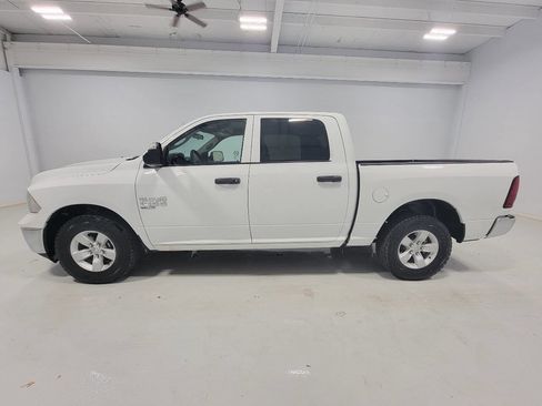 Used 2022 RAM 1500 Tradesman w/ Chrome Appearance Group image 4