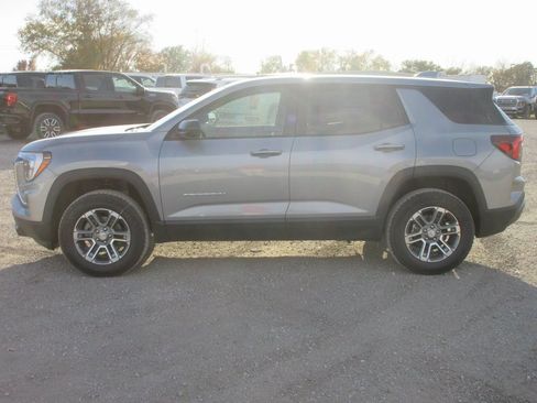 New 2026 GMC Terrain Elevation FWD image 8
