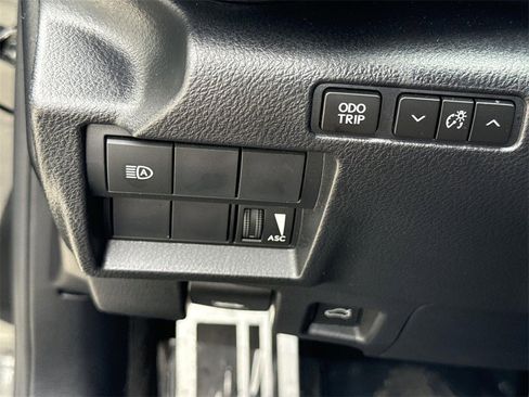 Used 2023 Lexus IS 350 F Sport image 16