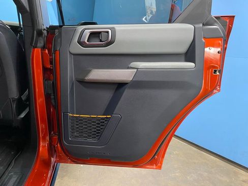 Used 2023 Ford Bronco Badlands image 45