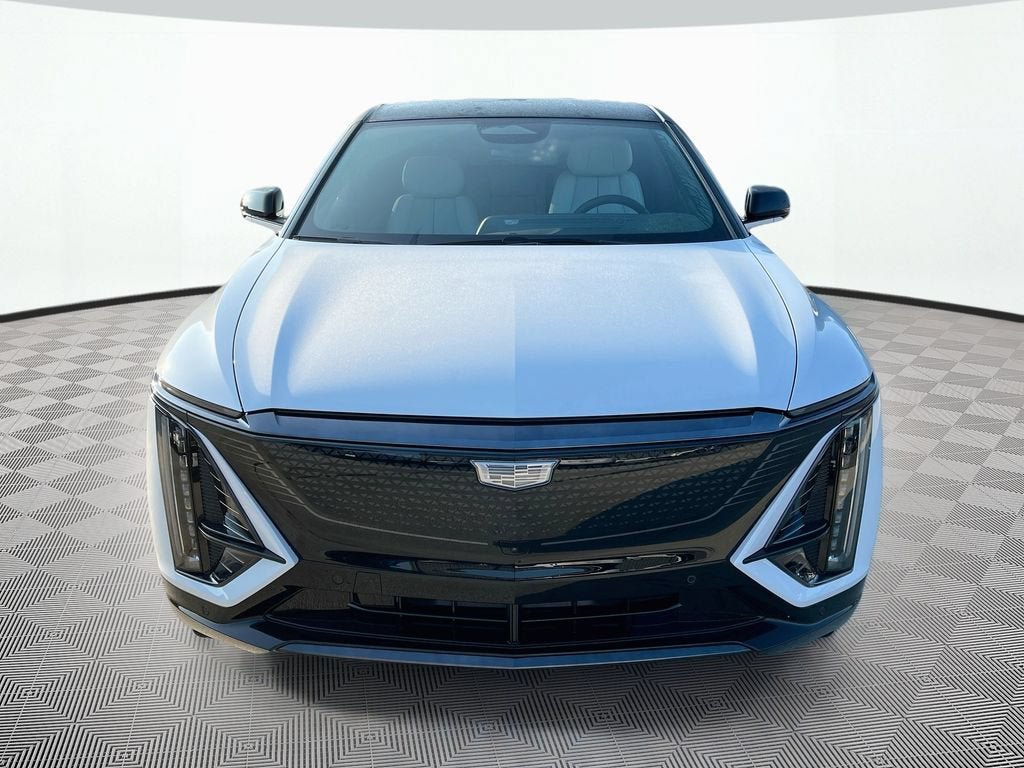 New 2027 Cadillac Lyriq Sport RWD image 2