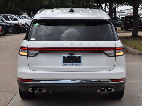 New 2026 Lincoln Aviator 2WD image 8