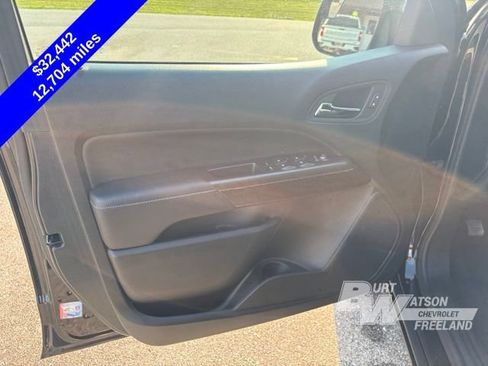 Used 2022 GMC Canyon Elevation w/ Elevation Premium Package AWD/4WD image 13