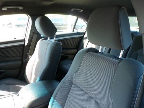 Used 2017 Ford Taurus SEL FWD image 15