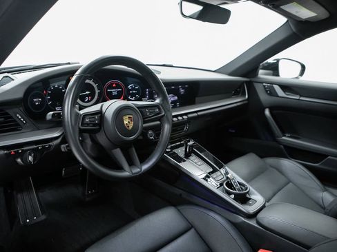 Certified 2021 Porsche 911 Carrera image 4