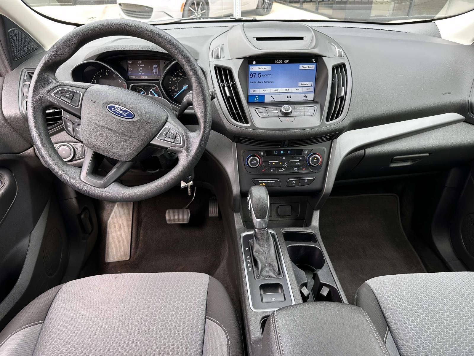Used 2018 Ford Escape SE w/ SE Sync 3 Package AWD/4WD image 15