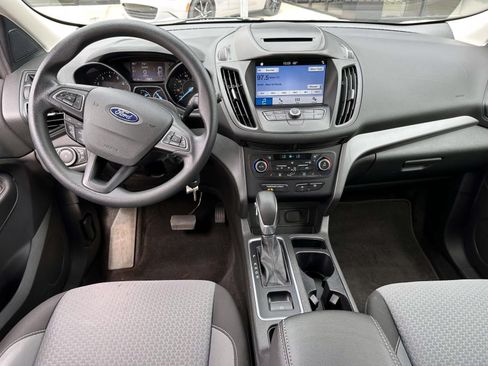 Used 2018 Ford Escape SE w/ SE Sync 3 Package AWD/4WD image 15