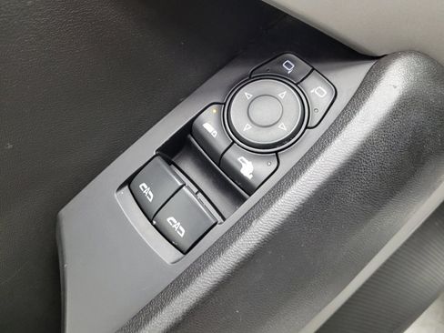 Used 2020 Chevrolet Camaro LT RWD image 27