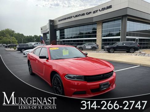 Used 2023 Dodge Charger SXT RWD image 1