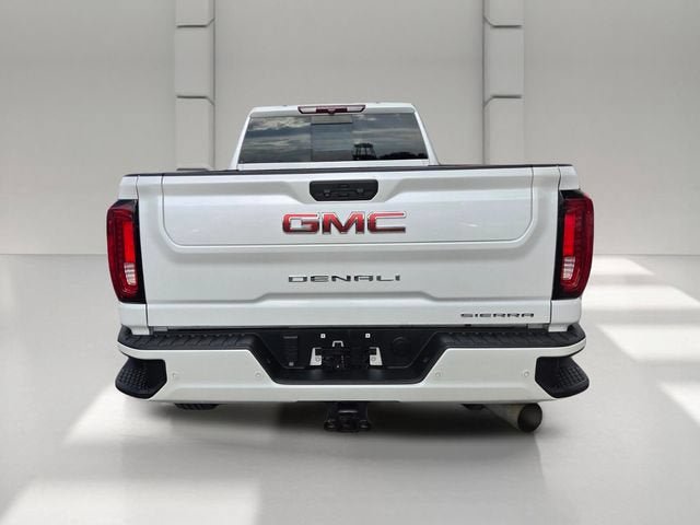 Certified 2022 GMC Sierra 3500 Denali AWD/4WD image 4