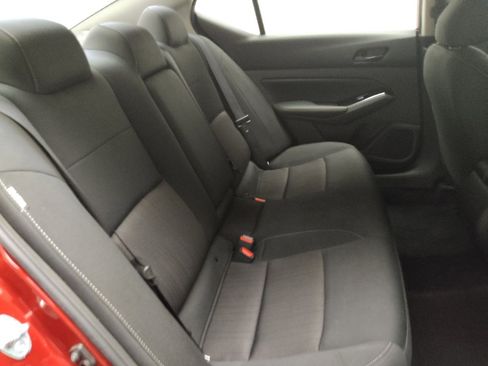 Used 2023 Nissan Altima 2.5 SV AWD/4WD image 19