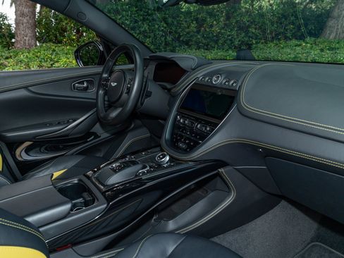 Used 2023 Aston Martin DBX 707 image 14