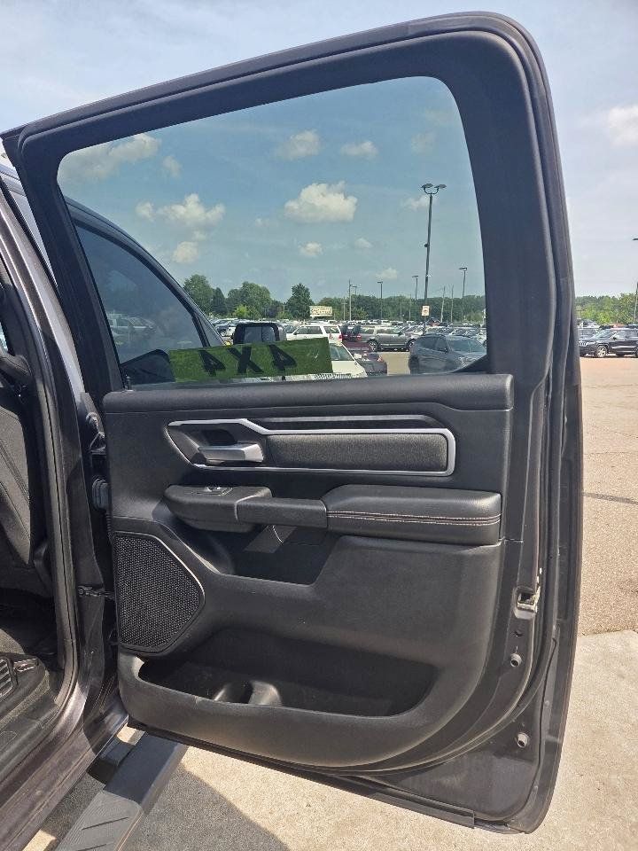 Used 2020 RAM 1500 Big Horn AWD/4WD image 14