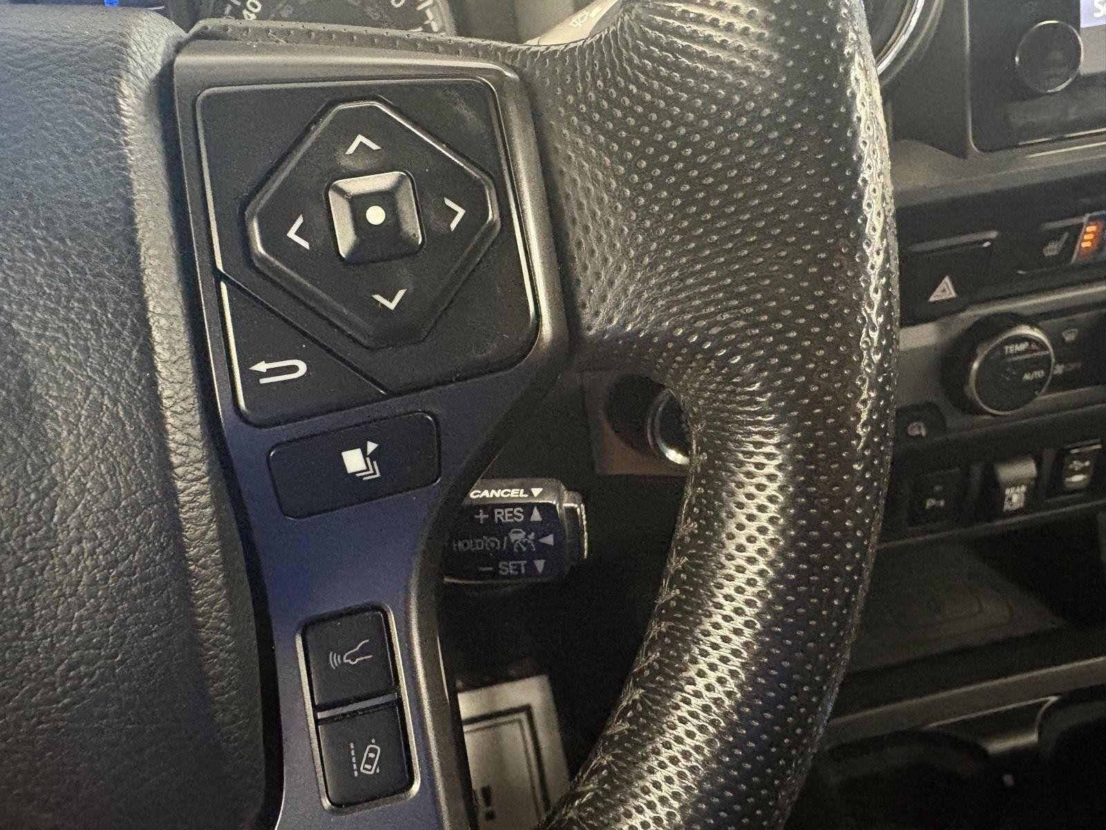Used 2019 Toyota Tacoma TRD Off-Road AWD/4WD image 25