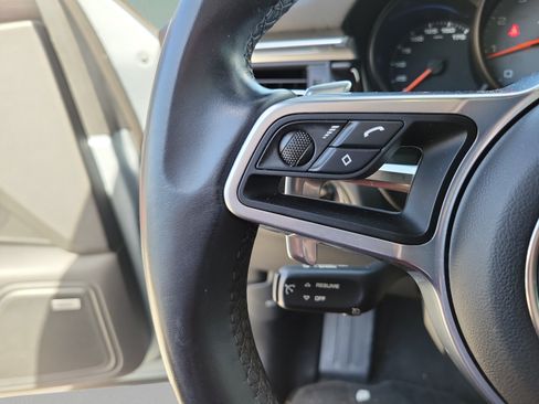 Used 2021 Porsche Macan S AWD/4WD image 23