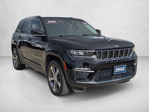 Used 2023 Jeep Grand Cherokee 4WD 4xe image 3
