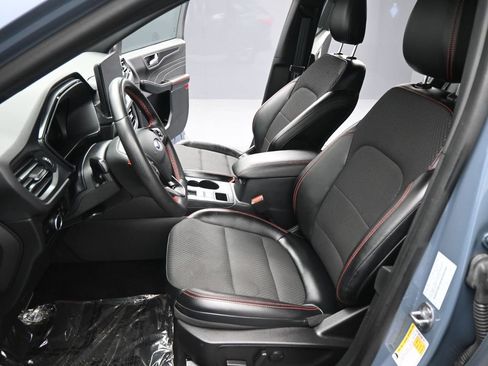 Certified 2023 Ford Escape ST-Line w/ Tech Pack #1 image 10