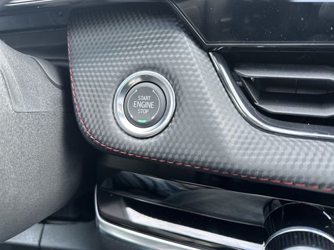 New 2026 Chevrolet Equinox RS w/ Convenience Package III image 18