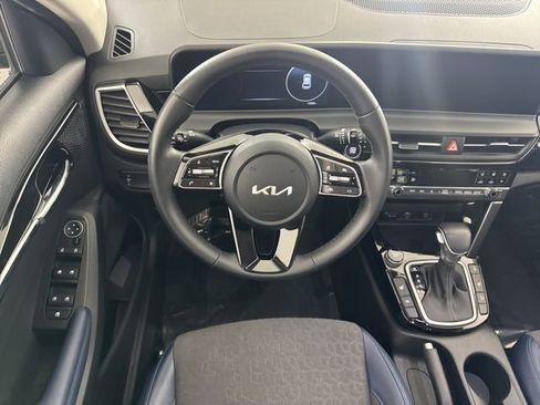 Certified 2024 Kia Seltos S image 26